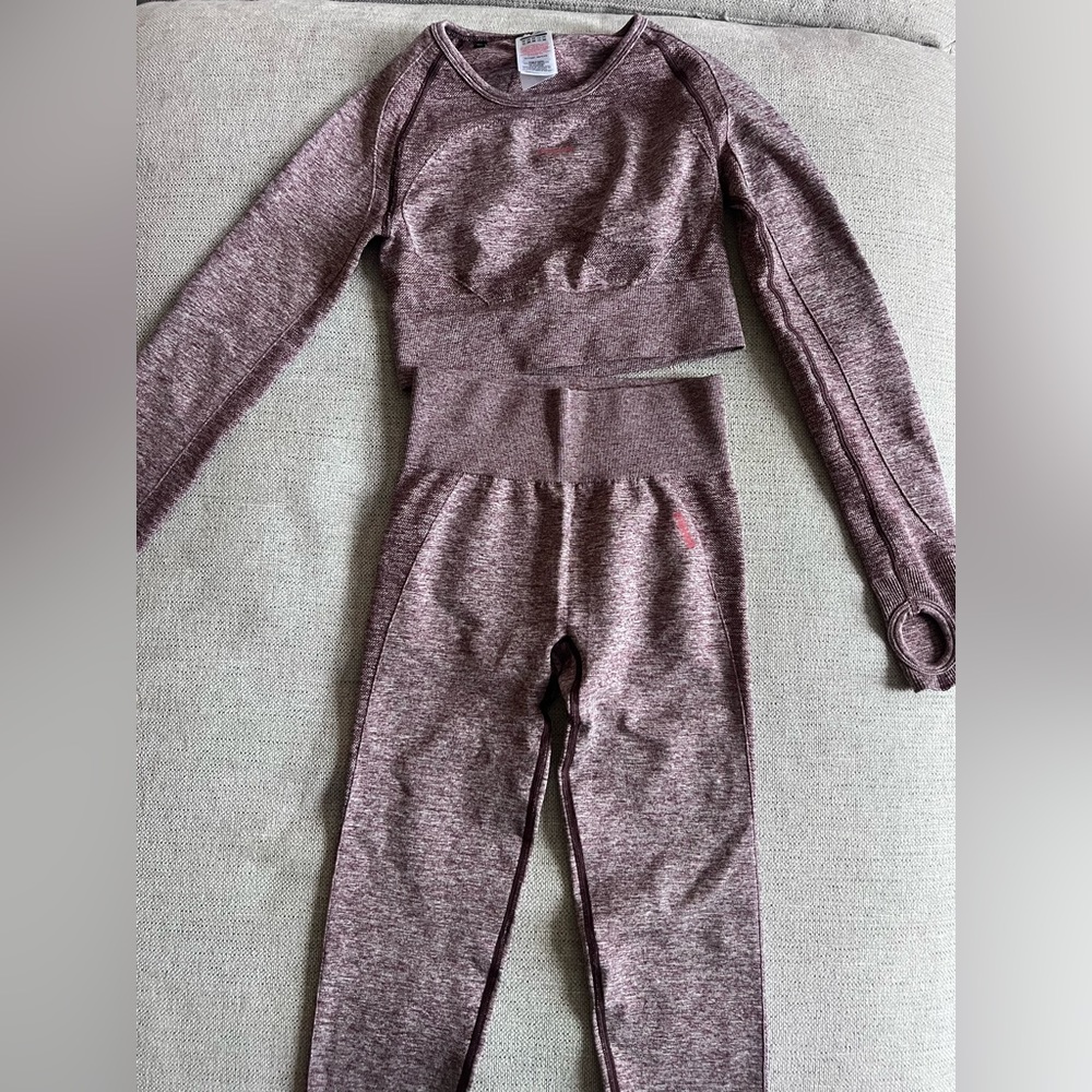 GYMSHARK WORKOUT SET